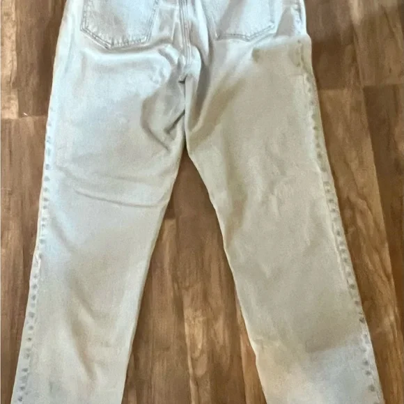 Abercrombie & Fitch 90’s Straight Ultra High Rise Jeans - Picture 6 of 6